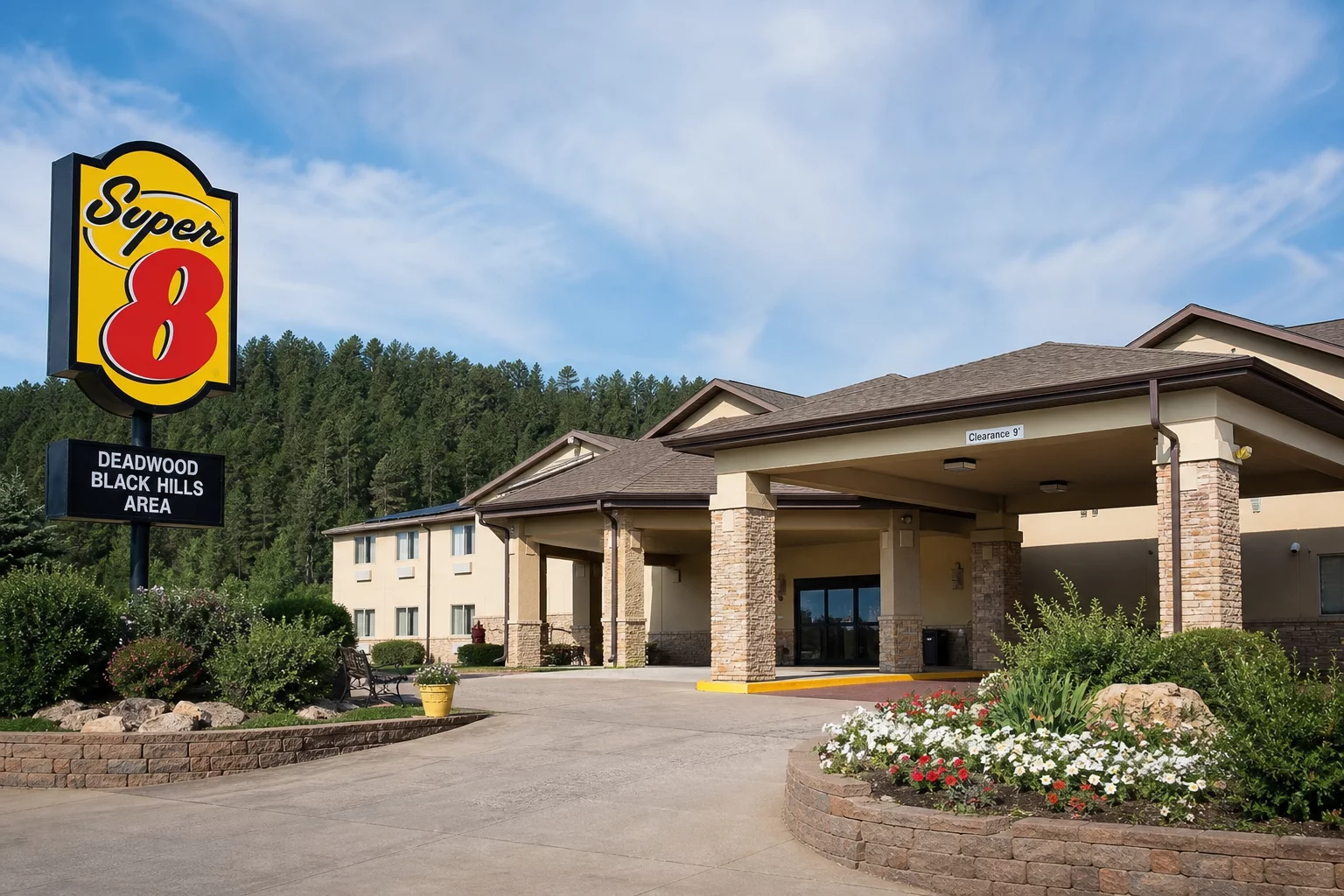 Super 8 by Wyndham Deadwood / Black Hills Area