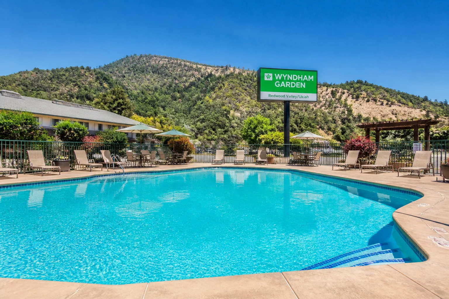 Wyndham Garden Redwood Valley/Ukiah Main Showcase